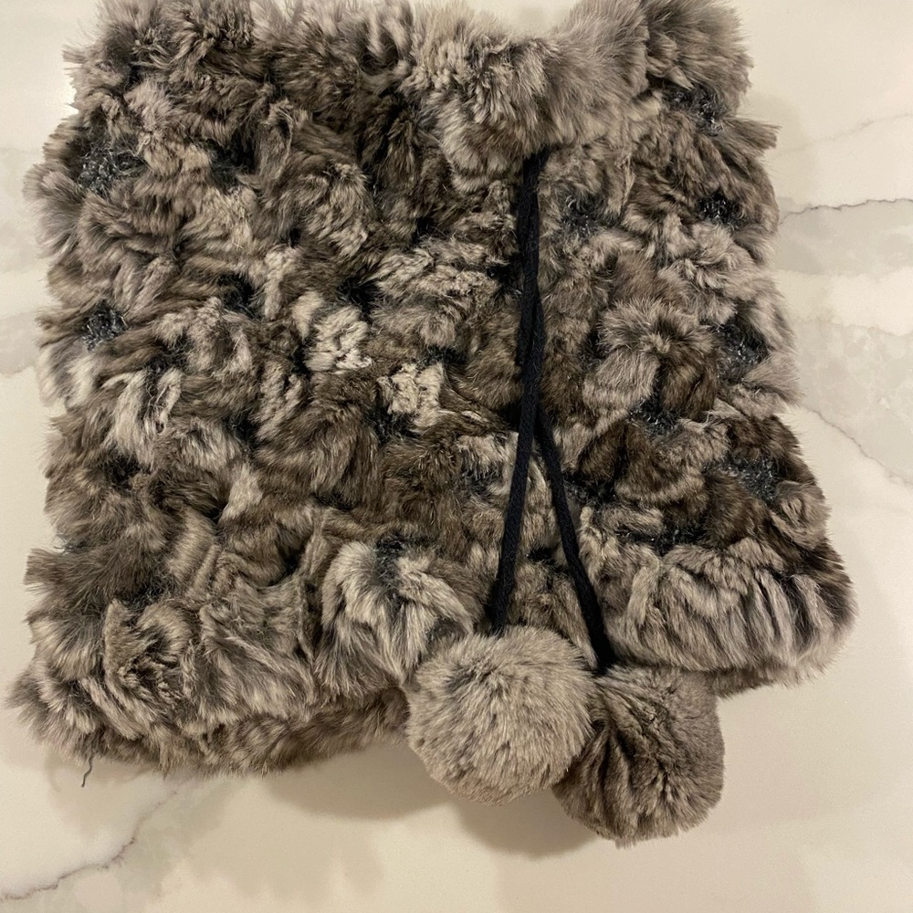 Danier head/neck band